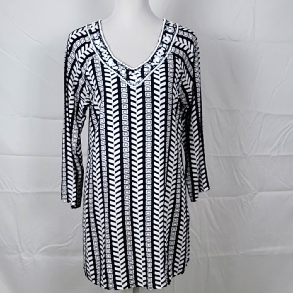 Joyous & Free Size S Navy Blue & White Long Sleeve Beaded V Neckline Dress, EUC